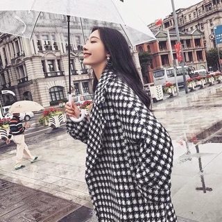 Áo khoác dạ đen trắng