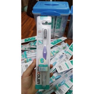 45 chiếc bàn chải đánh răng