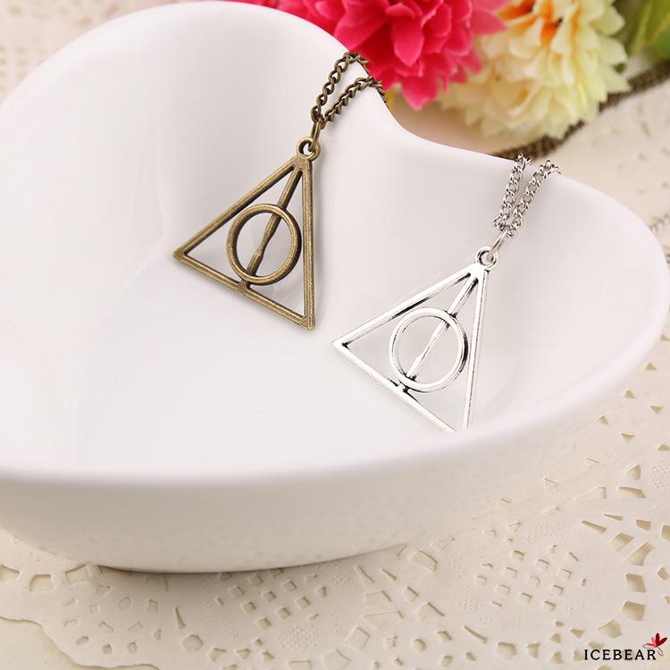 Dây chuyền mặt tam giác mạ vàng phong cách Harry Potter