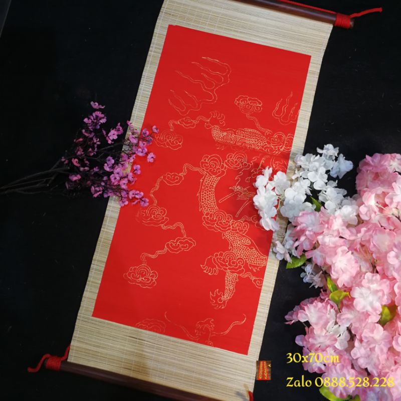 Mành tre viết thư pháp