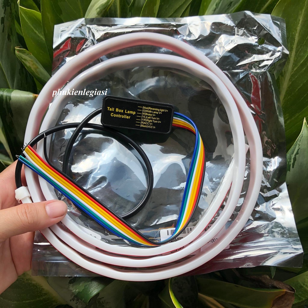 Đèn led chạy dán cốp sau RGB nhiều màu tự động Mitsubishi Grandis