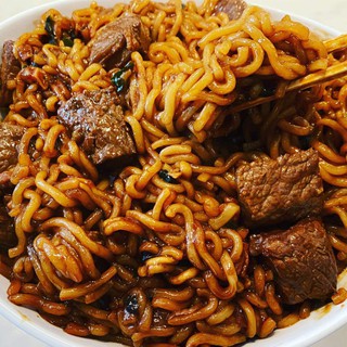Mì Tương Đen Chapagetti Nongshim 140G