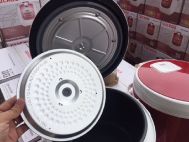 Nồi cơm điện Cuckoo CR1065 1,8 lít bảo hành 2 năm | BigBuy360 - bigbuy360.vn