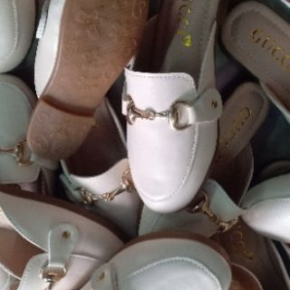Sục gucci cho bé