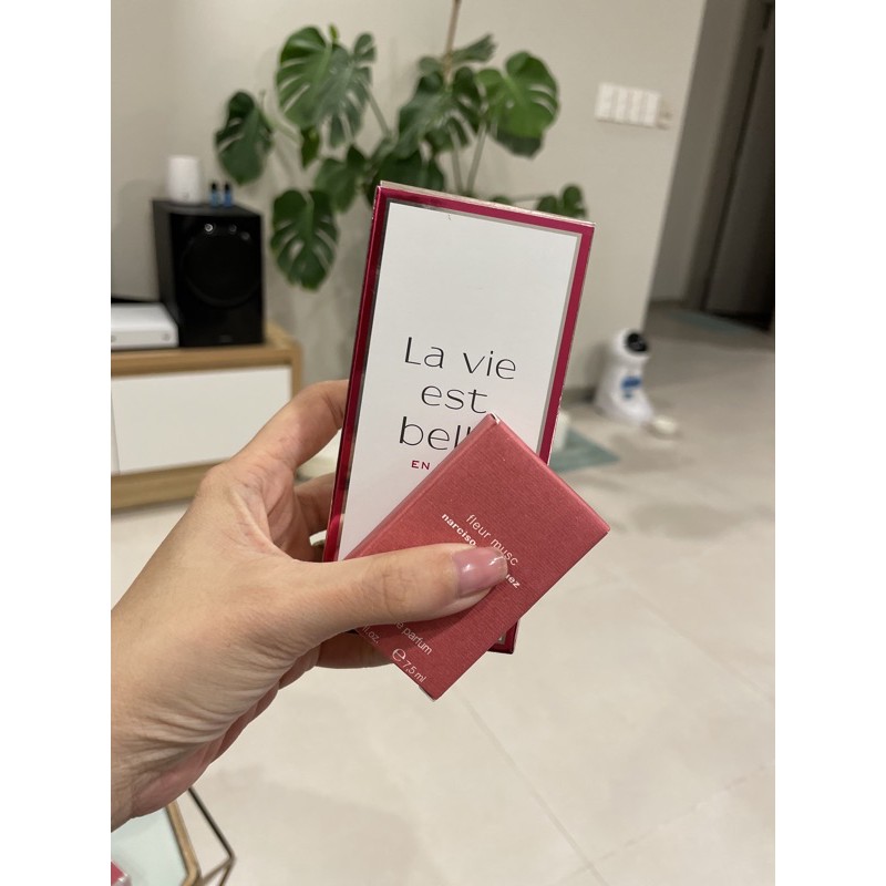 Nước hoa si chốt live linh