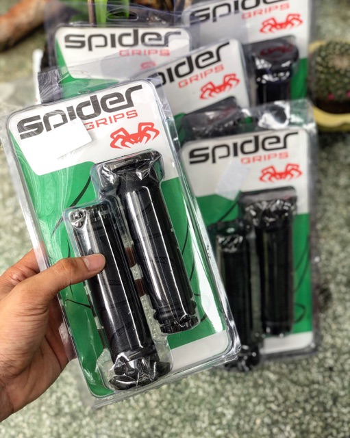 Bao Tay Spider Tặng Gù Siêu Chất