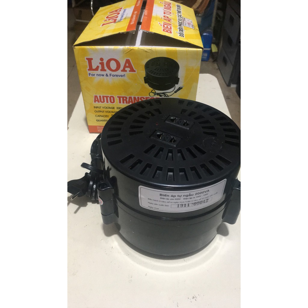 Biến áp 2000VA LIOA DN020 ( đổi nguồn hạ áp 1 pha: vào 220V ra 100V - 120V)