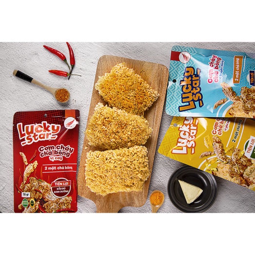 Cơm cháy chà bông nước sốt cay Lucky Star 45g giòn rụm của cơm cháy và thơm nồng nước sốt cay siêu ngon