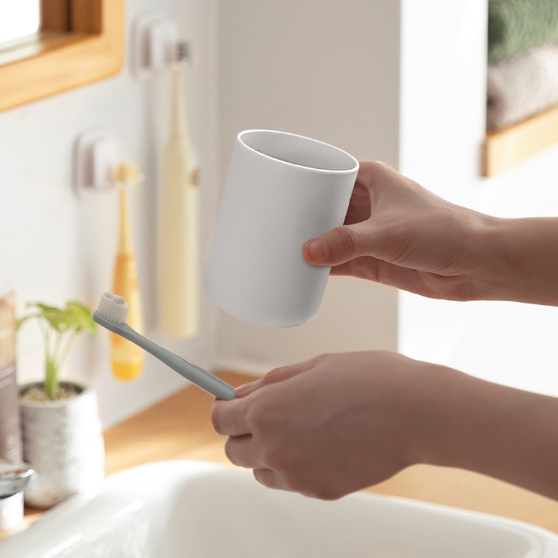 Giá Đỡ Bàn Chải Đánh Răng Gắn Tường Màu Trắng Thiết Kế Đơn Giản Sáng Tạo Phong Cách Nhật Bản
