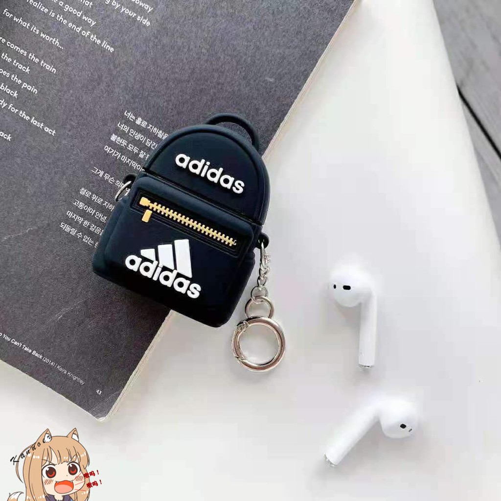 Ốp Bảo Vệ Hộp Đựng Tai Nghe Airpods 1 / 2 Hình Logo Adidas Xinh Xắn