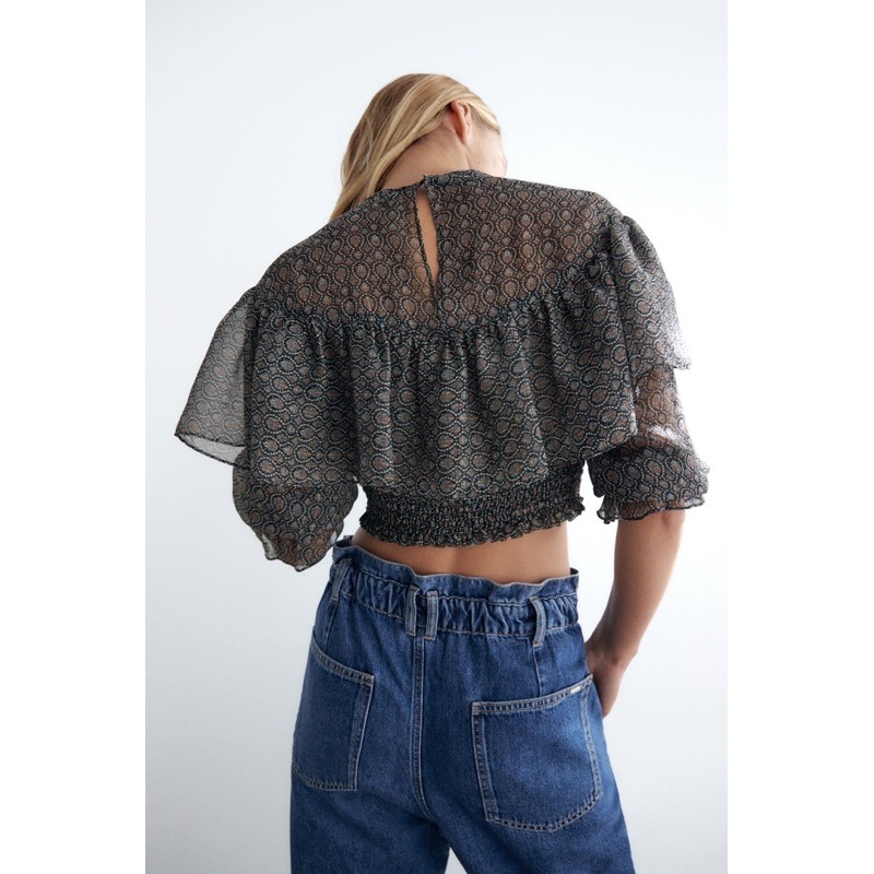Áo ZARA croptop hoạ tiết phối chỉ kim tuyến