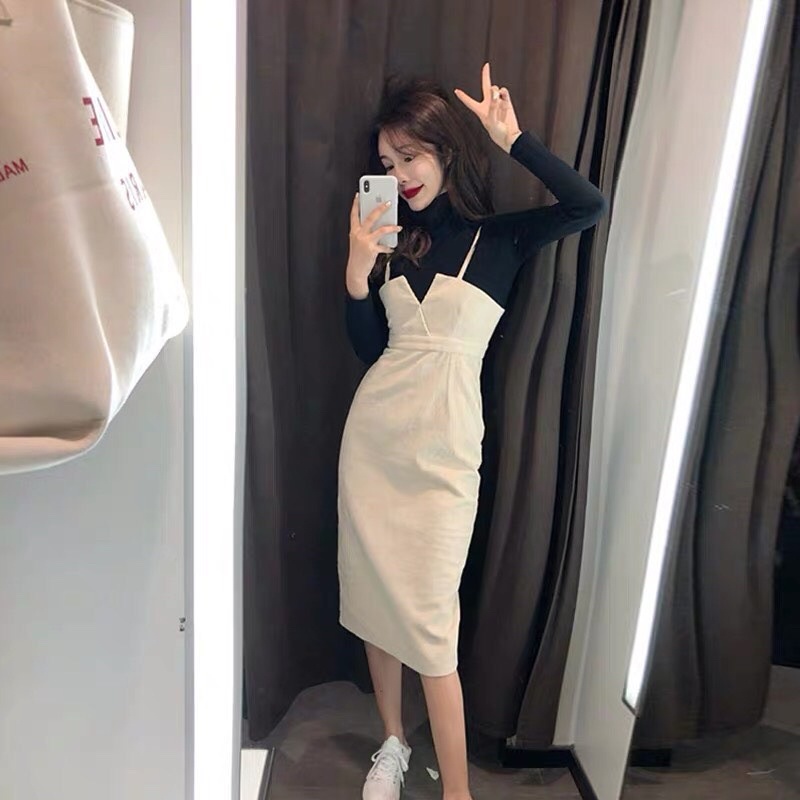 ⚡️BÁN SỈ⚡️Set váy yếm phối áo len tăm đen | BigBuy360 - bigbuy360.vn