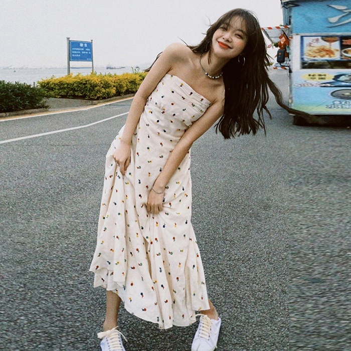 Đầm Dài Một Mảnh Thêu Họa Tiết Nhiều Màu Sắc Ngọt Ngào