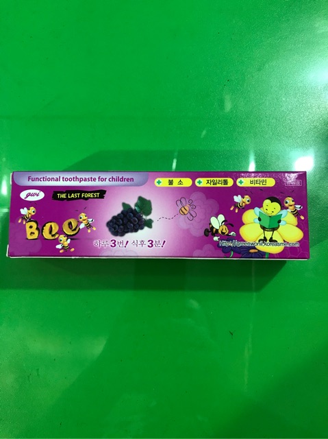 Kem đánh răng trẻ em Bee - Hàn Quốc 90g