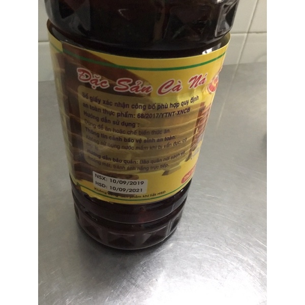 Thùng nước mắm Tám Chinh, Cà Ná, Ninh Thuận, chai 1lit