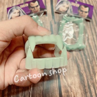 Set 2 cái răng ma cà rồng hóa trang Halloween