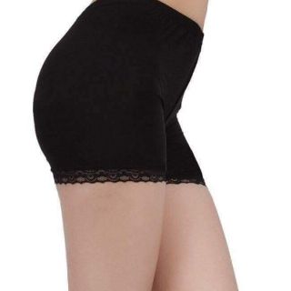 QUÂN MẶC VÁY COTTON CHÂN REN