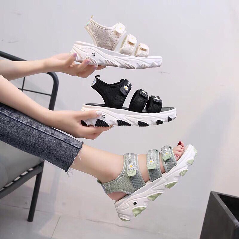 Giày sandal học sinh ba quai thêu hình hoa cúc chất đẹp siêu hot