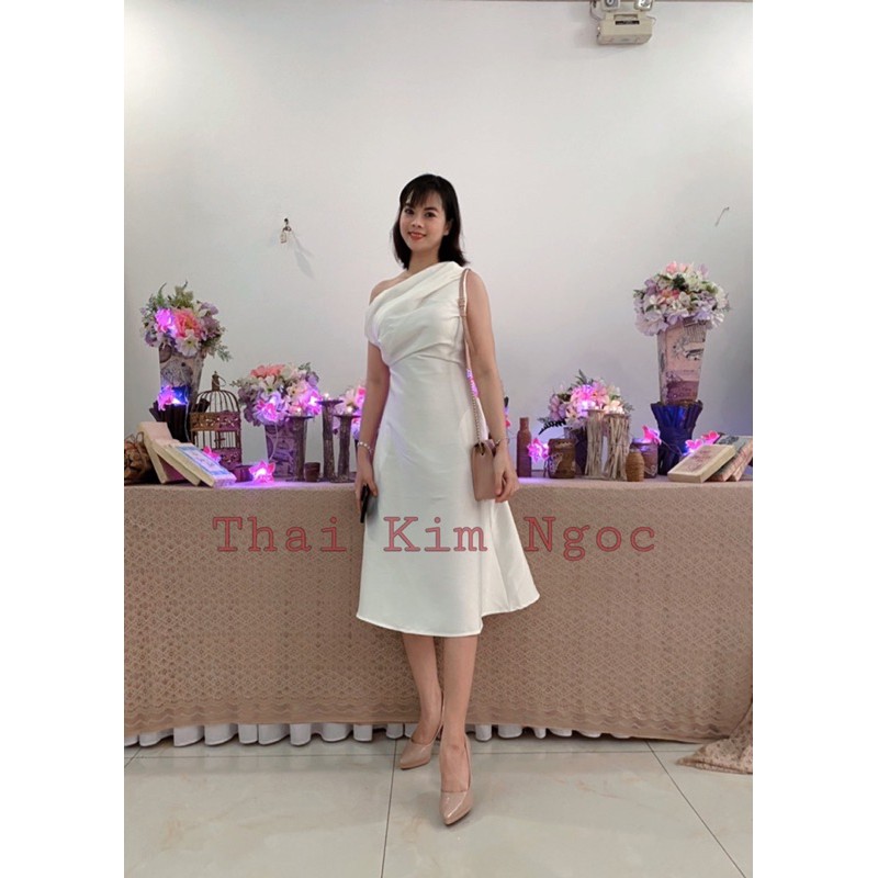 Đầm dự tiệc lệch vai xếp li 3 màu sang trọng | BigBuy360 - bigbuy360.vn