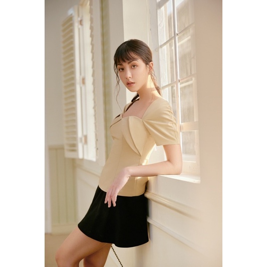 DE M'AIMER Áo Capri chất liệu co giãn tạo phom eo nhỏ cực tốt | BigBuy360 - bigbuy360.vn