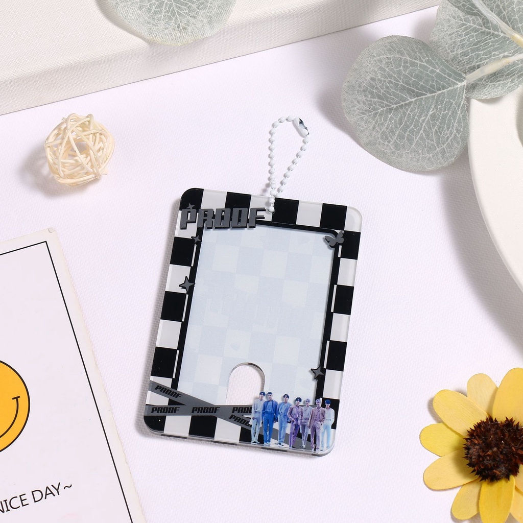 Móc Khóa Giá Đỡ Hình Thẻ Bài Kpop BTS PROOF Meet and Greet Phong Cách Giống Nhau Gooka