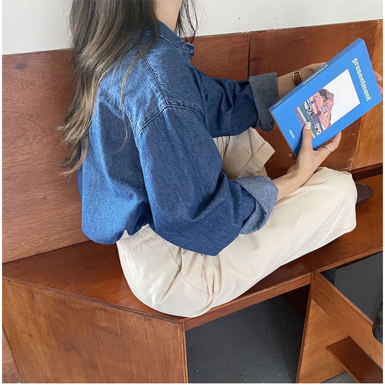 Áo sơ mi denim tay dài có túi phong cách Hàn Quốc cho nữ