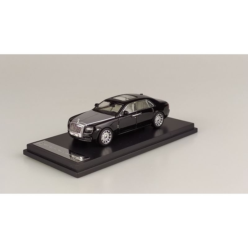 Mô hình ô tô Rolls Royce Ghost EWB Phantom coupe 1/64 DCM