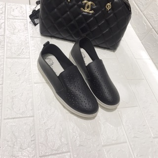 Giày slipon chất da