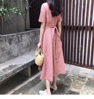 Váy kẻ caro thắt nơ sau