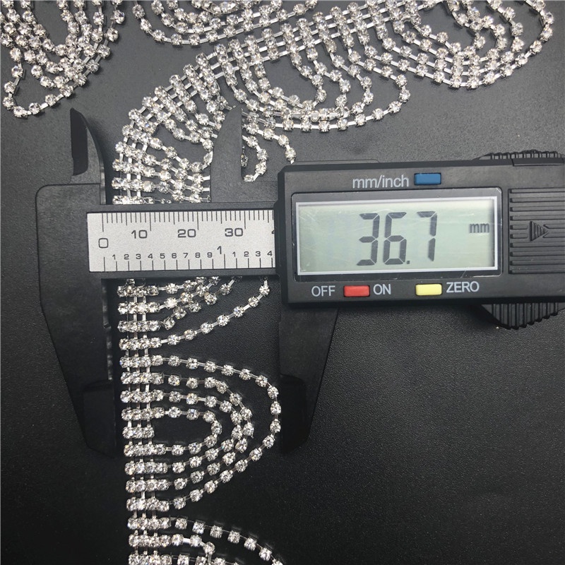 2146155 Dây Xích Tua Rua Đính Kim Cương Giả Trang Trí Đầm Cưới