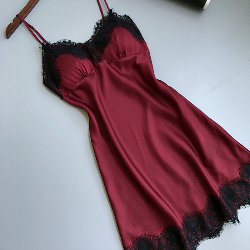 Đầm ngủ viền ren cổ chữ V cho nữ