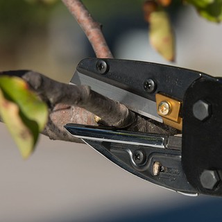 Kéo cắt đa năng Multi Cut
