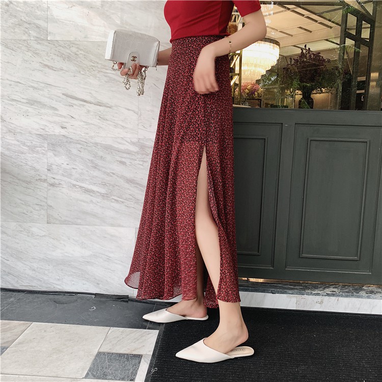 Chân váy chấm bi dáng dài nữ tính thanh lịch | BigBuy360 - bigbuy360.vn