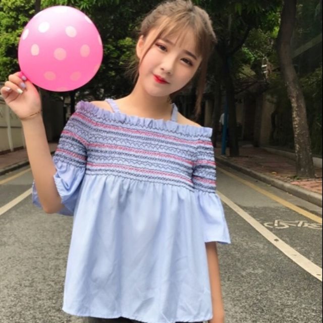 Áo nhúng bẹt vai