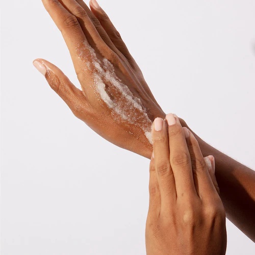 OUAI - Tẩy tế bào da chết cho tóc và cơ thể Scalp & Body Scrub