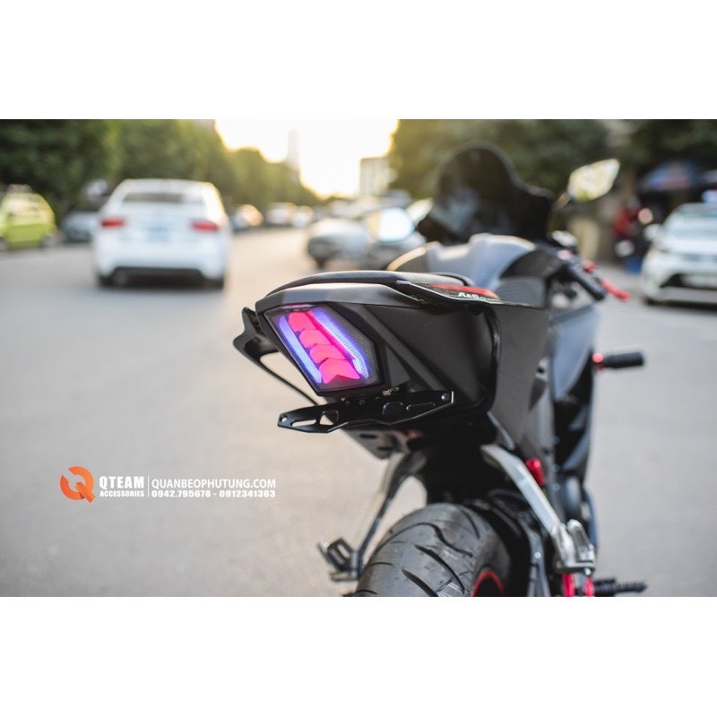 ĐÈN HẬU TÍCH HỢP XI NHAN - ĐỔI MÀU ĐÈN CHO YAMAHA R15V3 CỰC ĐẸP