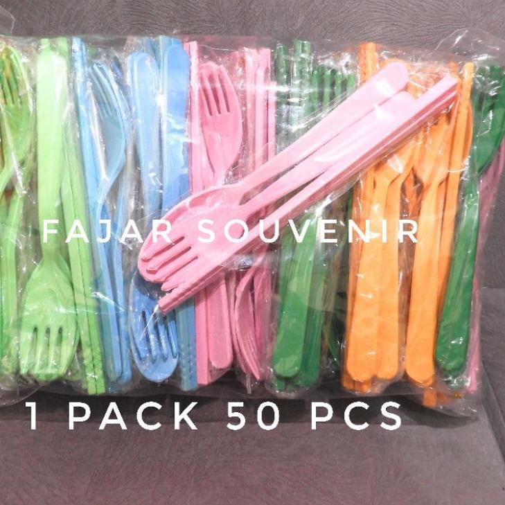 Đã sẵn sàng... Set 50 muỗng nhựa SOUVENIR GARPU
