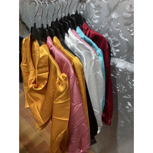 Áo sơ mi xoắn bụng phi bóng