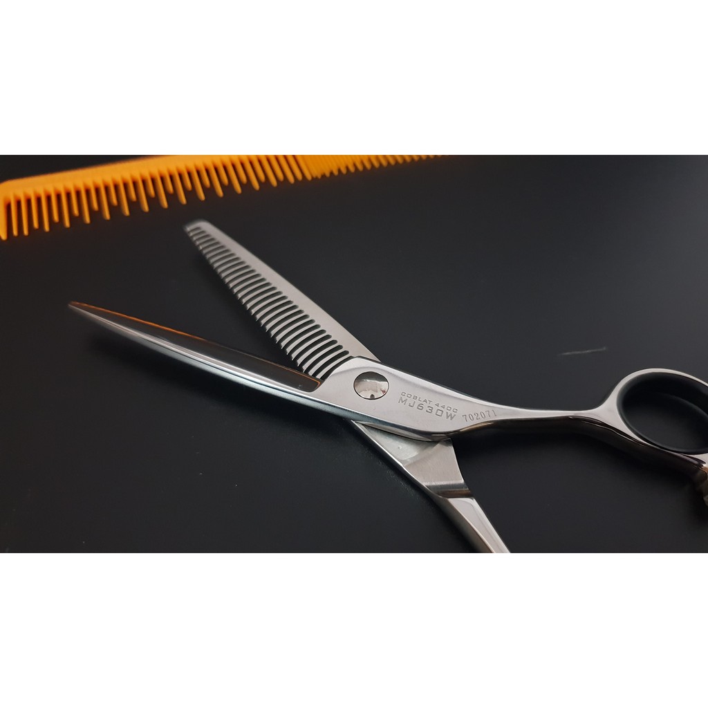 Kéo cắt tóc AKKOHS MJ630W
