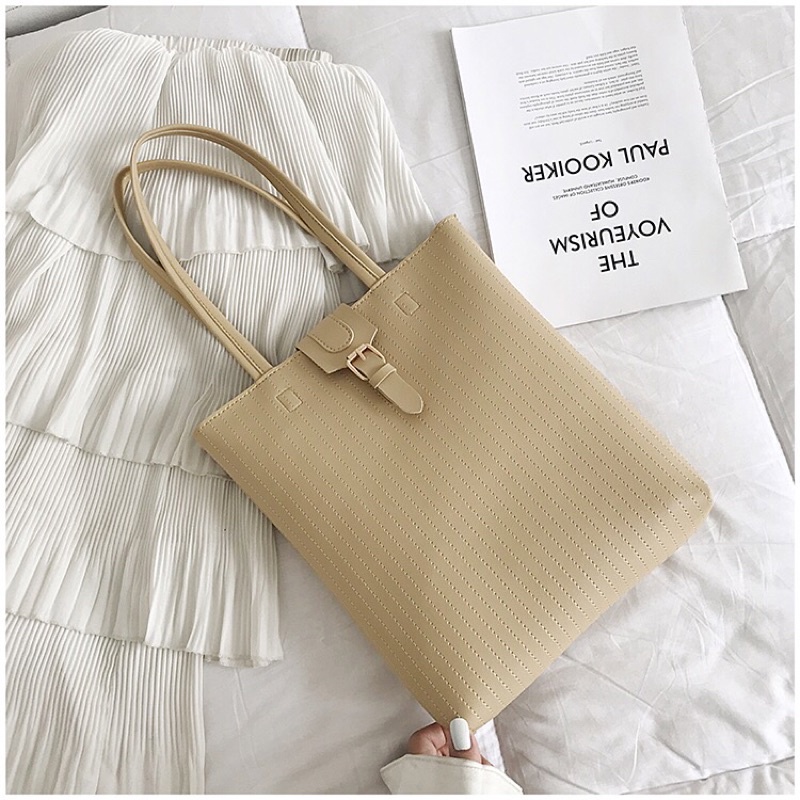 Túi xách nữ tote đeo vai trần chỉ dọc khoá túi cúc từ khoá rip Khuonghien