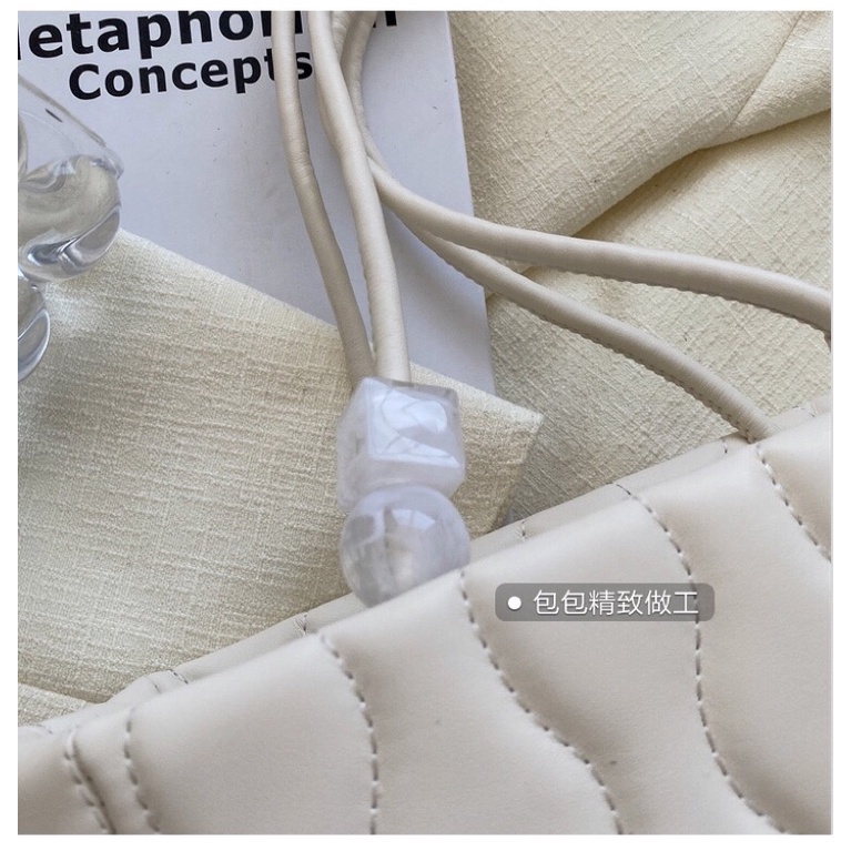 Túi xách da PU CÓ SẴN TRẮNG ulzzang da xị bền túi cực xinh xẻoo lunn Order 2 tuần Trang Xuka