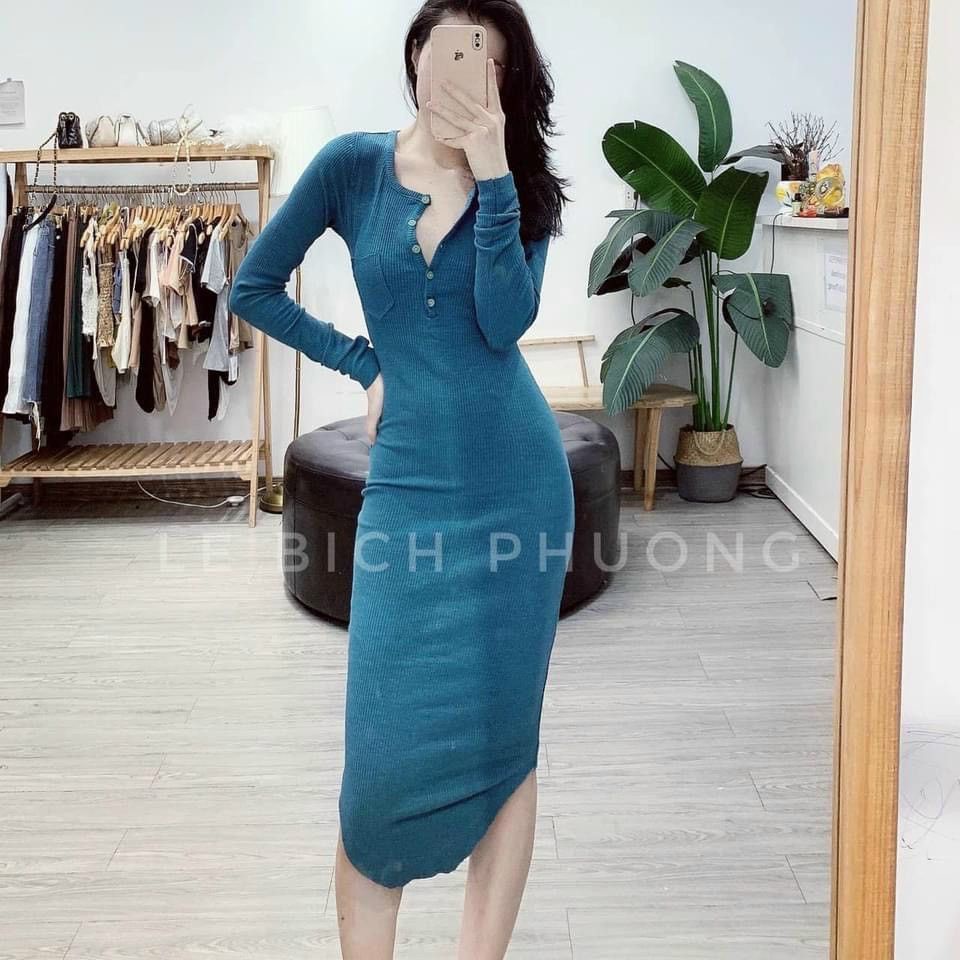 Váy tăm cổ khuy túi ngực dáng dài