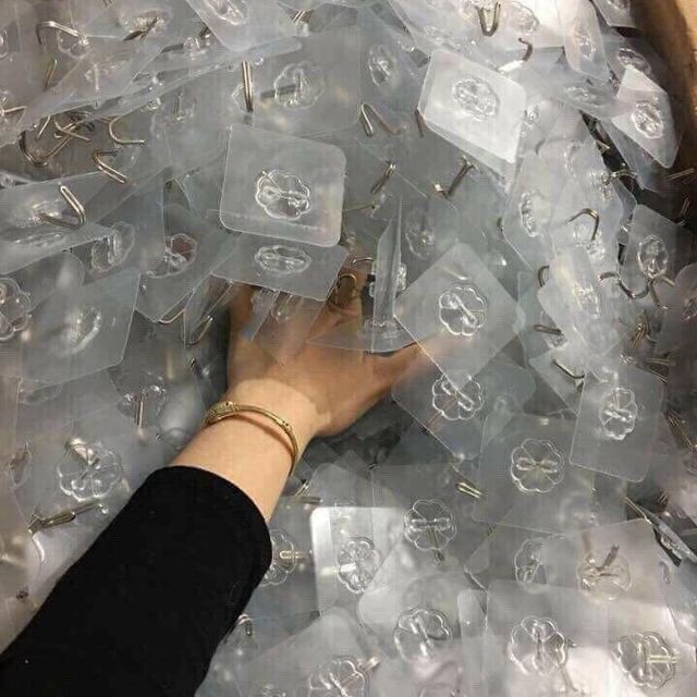 MÓC DÁN THẦN THÁNH combo 10 cái