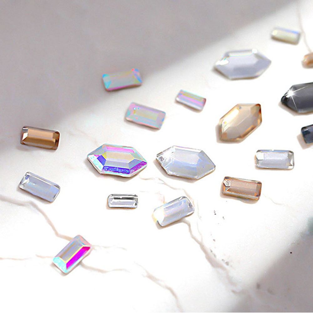 [Hàng mới về] Bộ 30 Hạt đá giả kim cương trang trí móng tay nghệ thuật thủ công lấp lánh nhiều màu và hình dạng tùy chọn