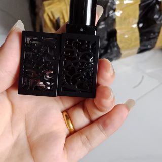 Son tẩy tế bào chết môi handmade