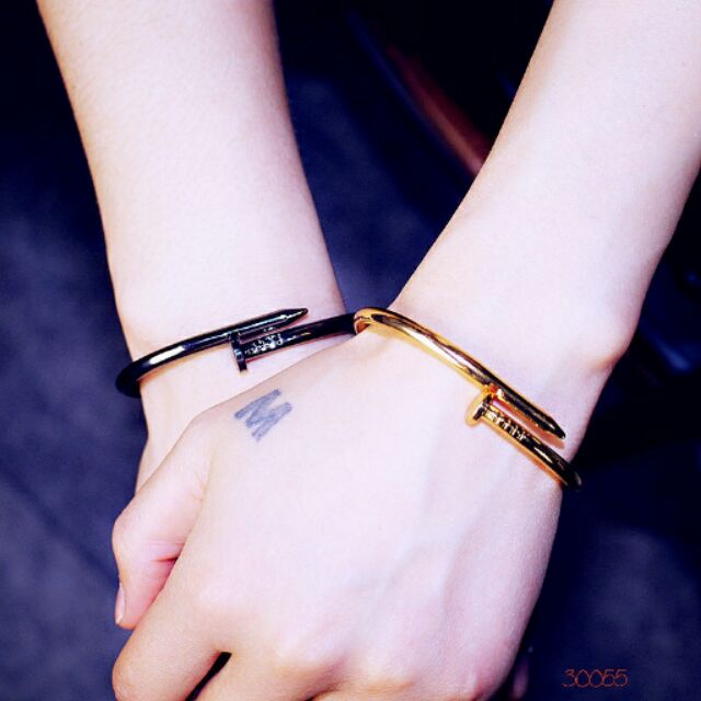 SẢ KHO vòng tay đinh tán