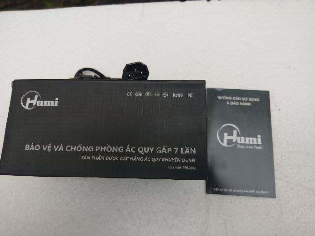 Sạc xe điện Humi 48V-20AH, chân chụp.