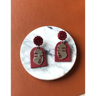 Bông tai nữ đất sét có nhũ kim tuyến -hình mặt người- độc lạ- designed by evian studio