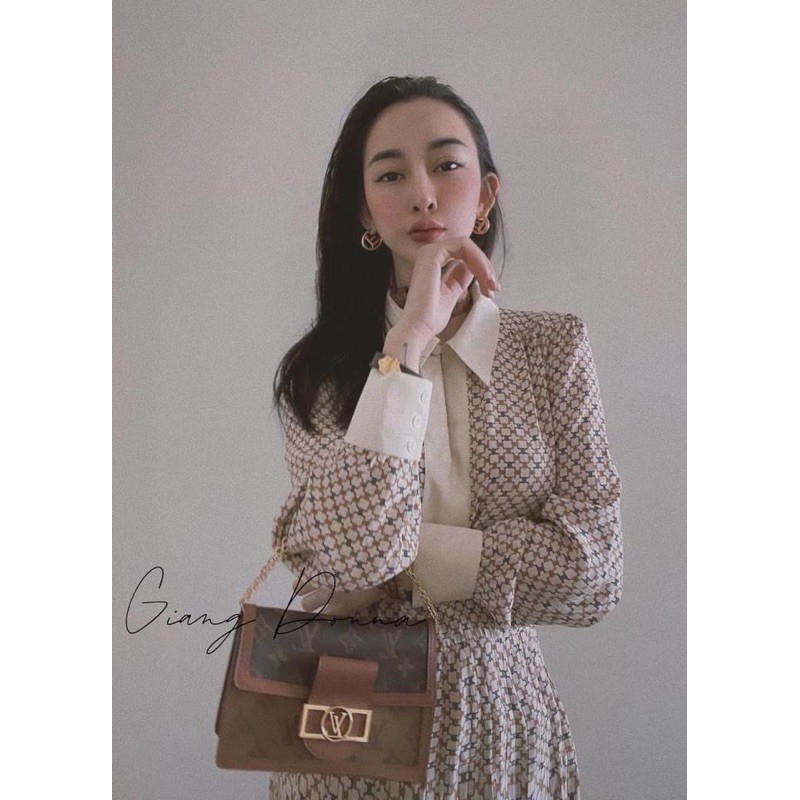 váy xoè cổ đức