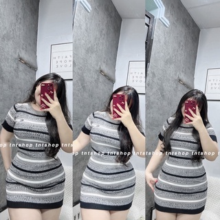 Đầm len cổ tròn phối sọc